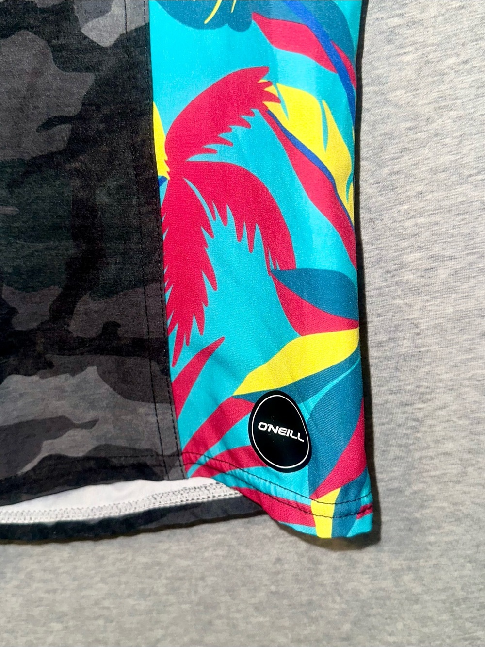 O'Neill Hyperfreak Mens Camo Boardshorts Tropical Swim Trunks Size 33 Stretch - Picture 4 of 9